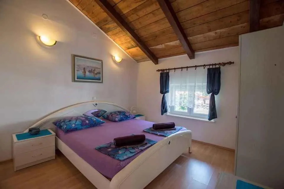 Apartment In Ledenice, Novi Vinodolski 40868