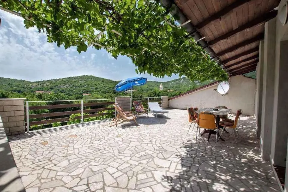 Apartment In Ledenice, Novi Vinodolski 40868 Croatie